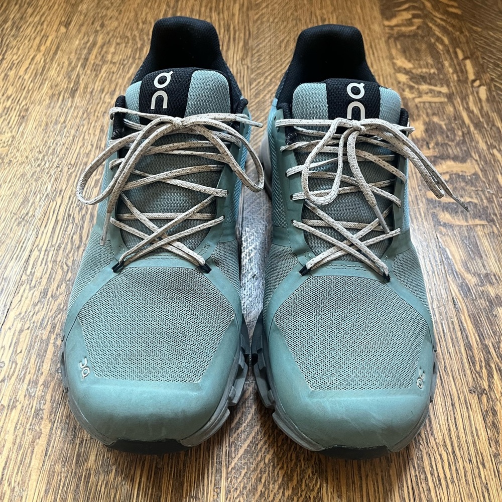 On CloudFlyer Waterproof Men's Running Shoes - Size 10.5